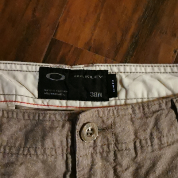 OAKLEY Men's shorts striped brown beige grey slim fit size 38 - Picture 4 of 4